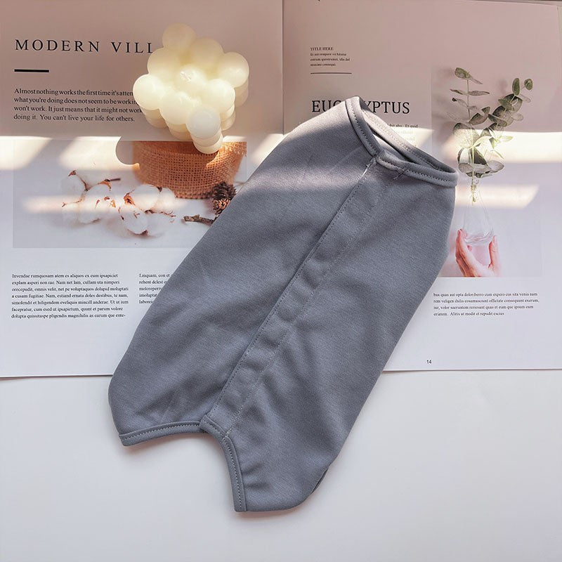 Macacão respirável e fofinho com diversas opções a escolha - Leleo Pets